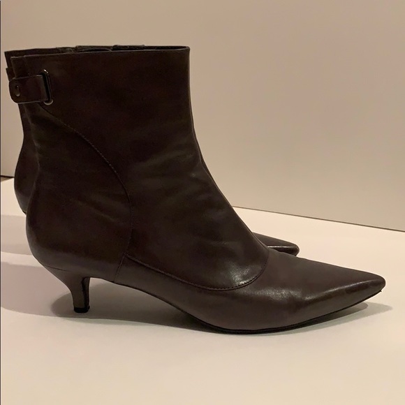 kitten heel booties size 11